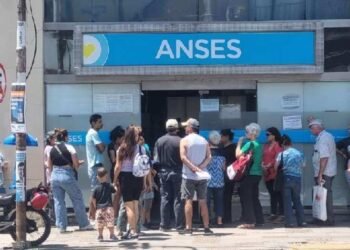 ANSES confirma el aumento en jubilaciones y pensiones: ¿cuándo cobran?