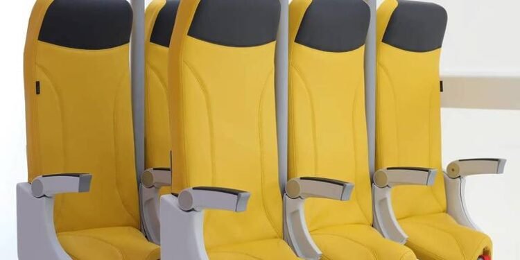 Aerolíneas europeas lanzarán asientos para viajar parado a partir de 2026