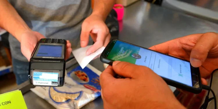 Supermercados ofrecen hasta 40% de descuento con Cuenta DNI durante mayo