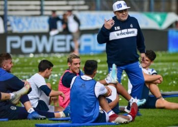 Juicio por Maradona: Revelaciones y un documental secreto marcan una jornada decisiva