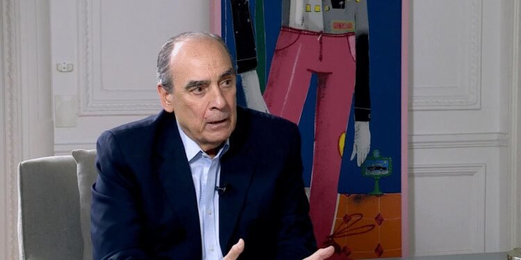 El Gobierno elimina aranceles de importación y los celulares serán más accesibles en Argentina