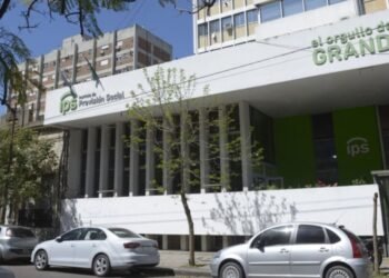Cronograma de pagos del IPS para mayo 2025 y renovación de beneficios