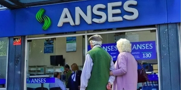 Anses elimina créditos personales para jubilados y trabajadores en medio de la crisis económica