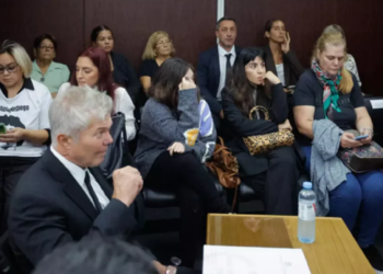 Suspensión del juicio por la muerte de Diego Maradona: causas y próximos pasos en el proceso judicial