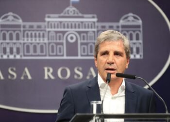 Nuevo régimen fiscal facilitará el uso de ahorros en la economía formal