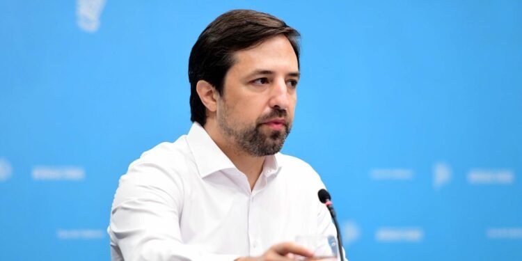 Kreplak critica a Milei por salir de la OMS y advierte sobre el riesgo sanitario