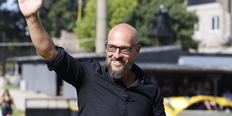 Falleció Alejandro Orfila tras ser atacado por barras bravas de Almirante Brown