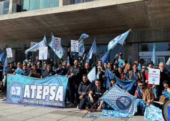 Controladores aéreos realizarán paro en la Provincia de Buenos Aires por salarios