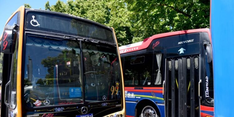 Aumentan las tarifas de micros en el Área Metropolitana de Buenos Aires