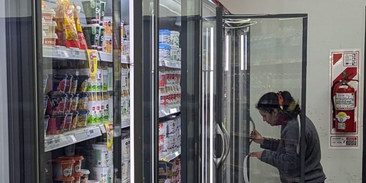 La Cuenta DNI ofrece descuentos del 20% en supermercados por mayo
