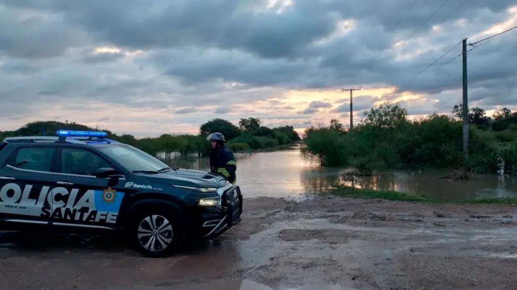 Vera se recupera tras el temporal: evacuaciones y daños en Santa Fe