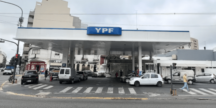 YPF incrementa los precios de sus combustibles por ajustes en el biodiesel