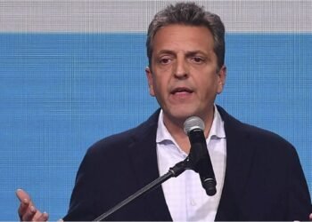 Massa inicia recorrido por la provincia de Buenos Aires en busca de apoyo político