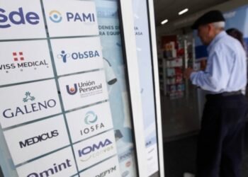Aumentan tarifas de servicios públicos y transporte en junio en Buenos Aires