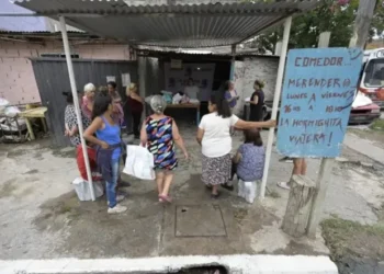 La pobreza infantil en Argentina desciende al 52,8% tras mejoras en 2024