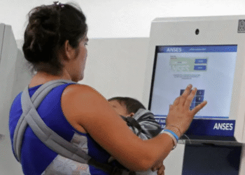 ¿Cómo obtener el plus de ANSES para familias en 2025? Conocé los requisitos.