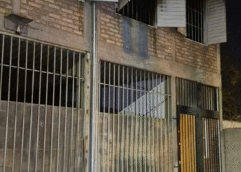 Incendio en Mendoza deja a familia herida tras intoxicación por humo