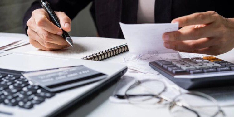 El Gobierno impulsa un proyecto para elevar el mínimo tributario a 100 millones