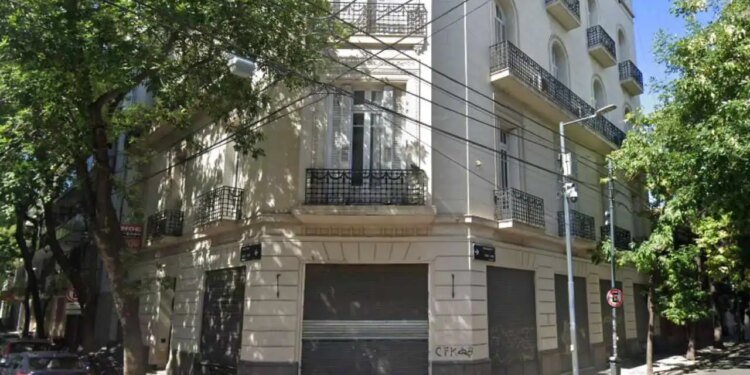 Cristina Kirchner elegirá su departamento en Constitución para prisión domiciliaria