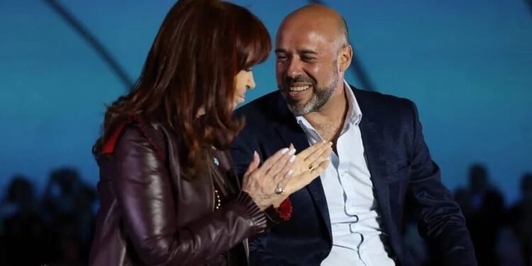 Candidato del PJ advierte a Milei: "Competí o te meteremos la motosierra"