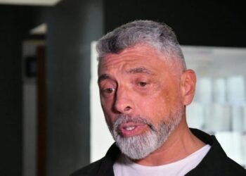 Concejal de Bahía Blanca critica veto de Milei y recibe amenazas por ello