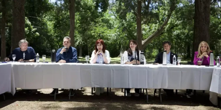 Unidad peronista frente al desafío de la oposición en la provincia de Buenos Aires