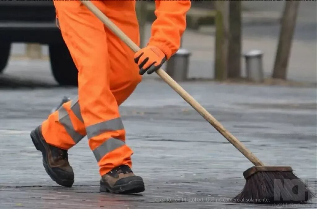 Barrenderos: héroes del cuidado urbano en su día de homenaje nacional