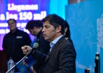 Kicillof refuerza el Estado en municipios de la provincia de Buenos Aires