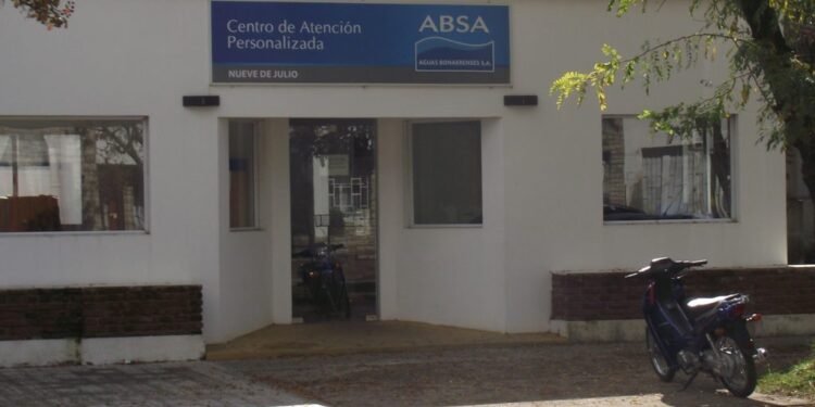 ABSA lanza plan de pagos en 10 cuotas sin interés para usuarios morosos