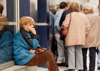 Fallan a favor de jubilada y obligan a empresas a indemnizarla por sobreduda