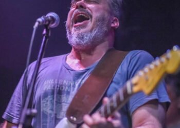 Kubilai estrena disco y revela su legado musical en Buenos Aires