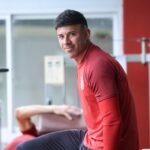 Estudiantes se enfoca en Vélez mientras Mansilla busca su futuro