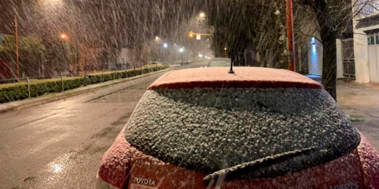 Invierno: diferencias clave entre lluvia helada, aguanieve y nieve