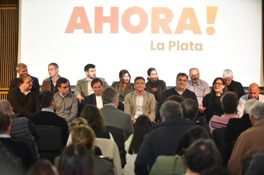 Dirigentes de centro buscan revitalizar Juntos por el Cambio en La Plata