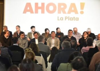 Dirigentes de centro buscan revitalizar Juntos por el Cambio en La Plata