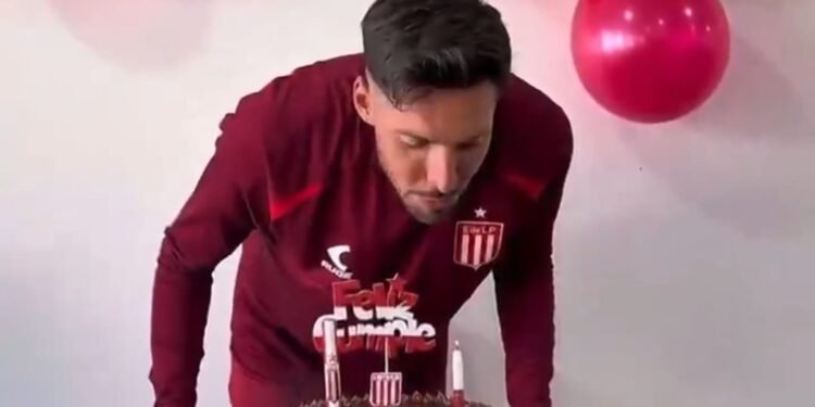 José Sosa celebra 40 años con un mensaje motivador para sus compañeros