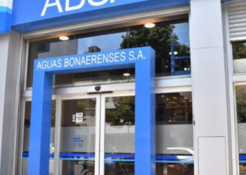 ABSA lanza plan de pago en cuotas sin interés para deudores del agua