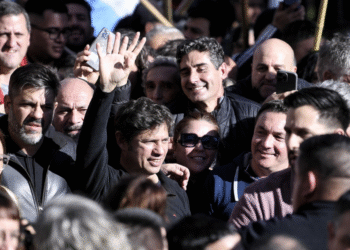 Kicillof impulsa encuentros del MDF para fortalecer al peronismo bonaerense