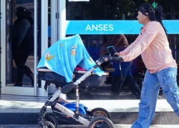 ANSES confirma el pago de ayudas económicas antes del fin de semana largo