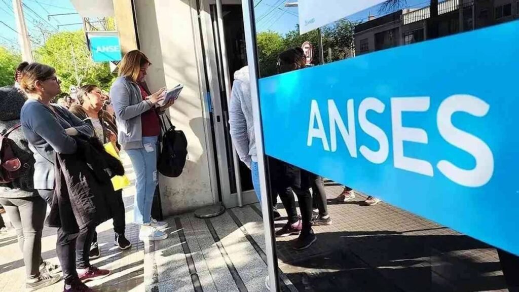 ANSES: ¿Cuándo cobran jubilados y beneficiarios en junio de 2025?