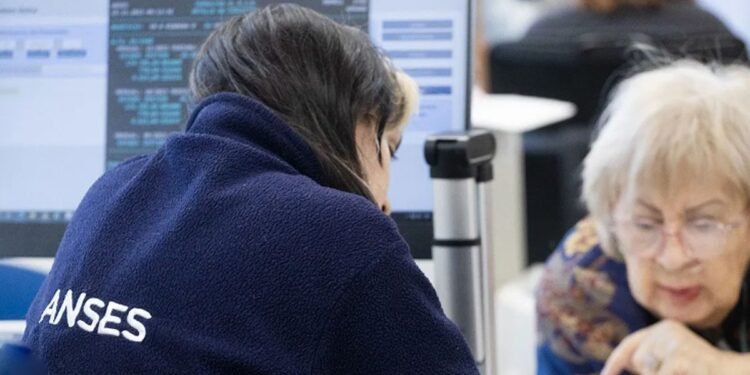 ANSES: ¿A quiénes les corresponde el aumento de Pensiones en junio?