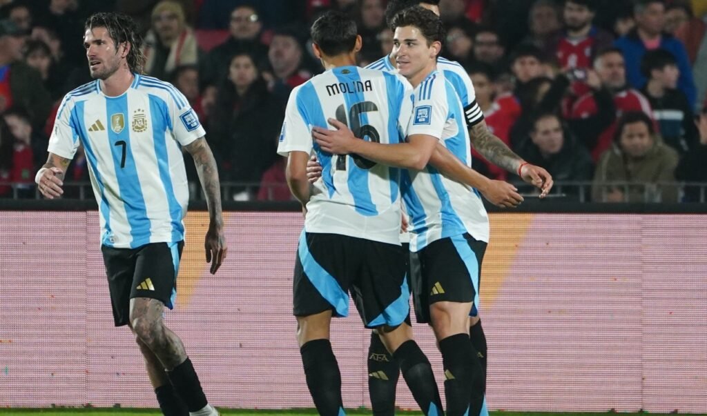 Argentina derrotó a Chile 1-0 y dejó fuera a la Roja del Mundial