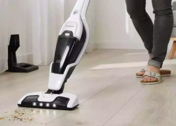 La nueva aspiradora multifuncional que friega llegó para facilitar la limpieza