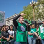 Gobierno elimina asueto del Día del Trabajador del Estado y desata protestas