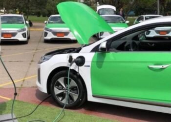 Llegarían 10 mil autos eléctricos para octubre tras nueva licitación