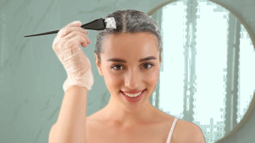 Cómo hacer un tinte casero que cubre las canas de manera efectiva