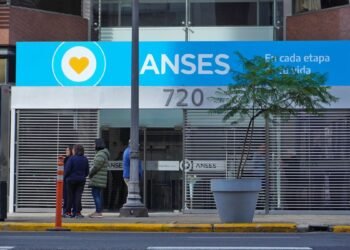 ¿Cómo cambiar el medio de cobro en ANSES sin salir de casa?