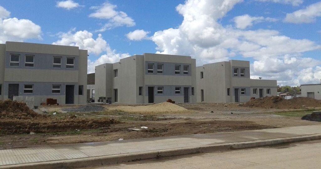 Obras en Gonnet buscan evitar inundaciones y mejorar el escurrimiento del agua