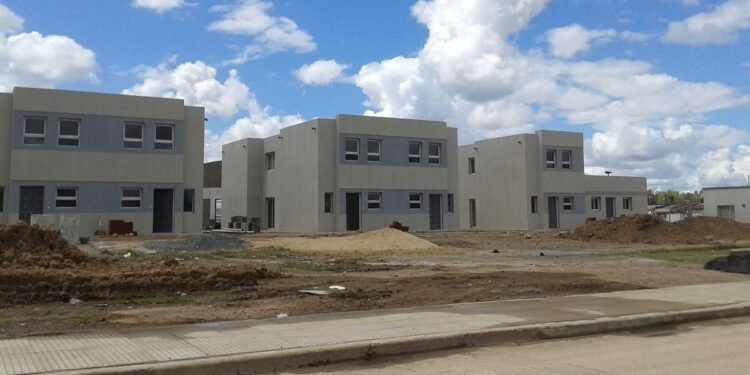 Obras en Gonnet buscan evitar inundaciones y mejorar el escurrimiento del agua