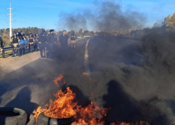 Corte en la Autopista La Plata-Buenos Aires afecta el tránsito en ambos sentidos